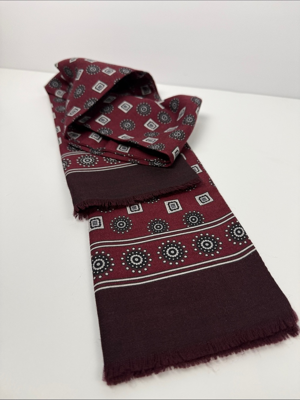 Men's Burgundy Patterned Scarf